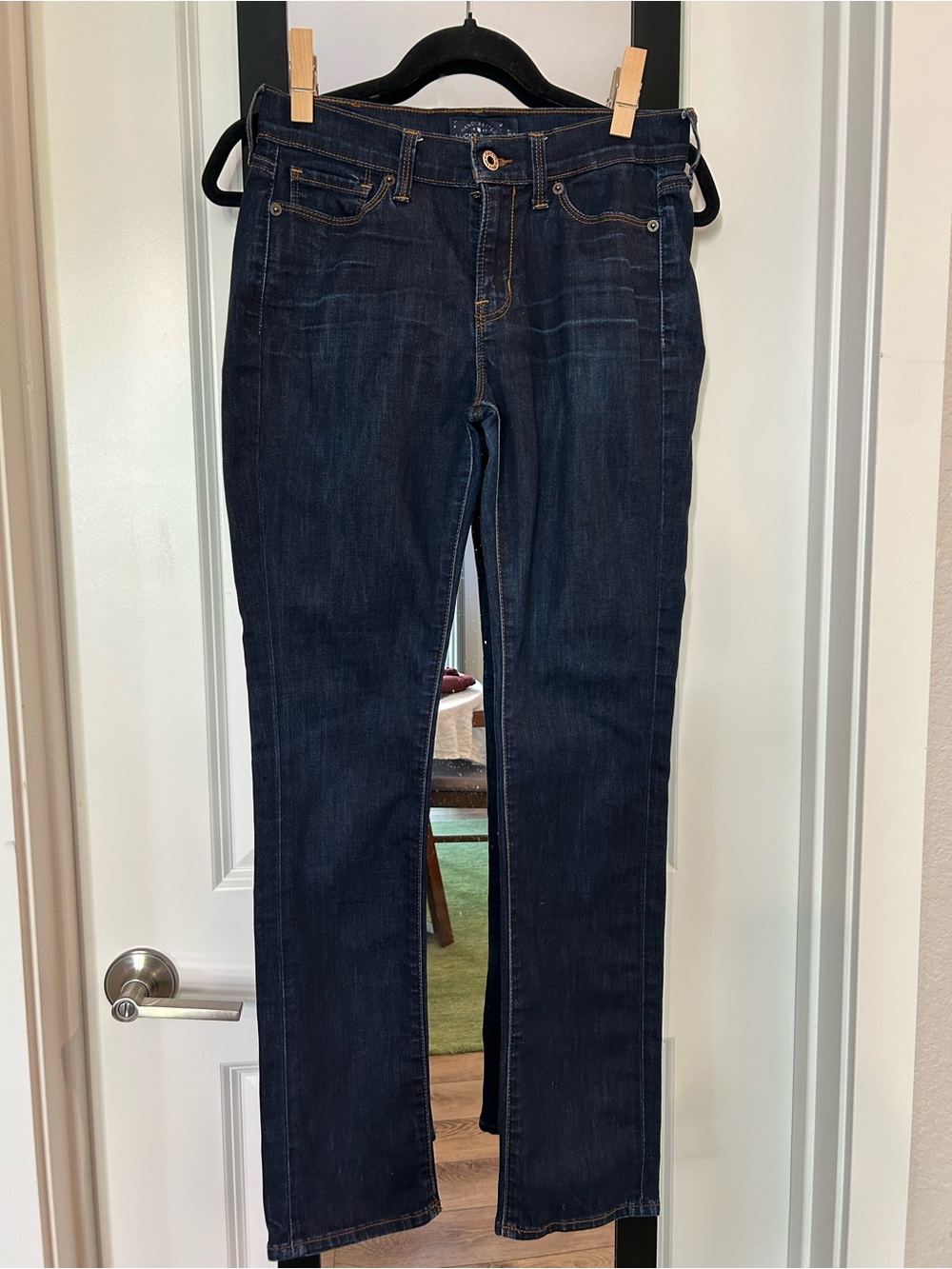 Lucky Brand Classic Dark Wash Women's Jeans - 4/27 high waisted